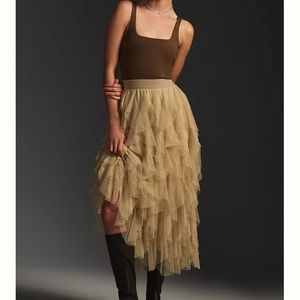 NWT Chéri Ruffled Tulle Midi Skirt in Moss